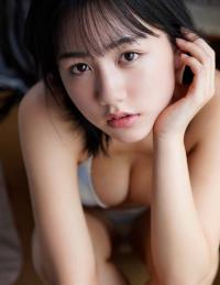 後藤真桜 最新グラビア水着画像③
