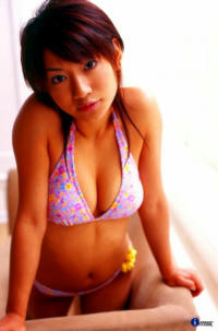 二宮歩美 ビキニ画像!若い頃の美ボディがたまらない!