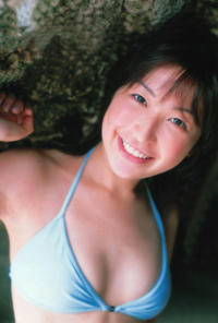 小野真弓 ビキニ画像!若い頃のかわいさと美スタイルがたまらない!