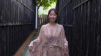 井口裕香 水着画像グラビア 人気声優の美貌と磨き上げたスタイル