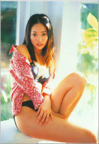 末永遥 ビキニ画像!若い頃のかわいさと美スタイルがたまらない!