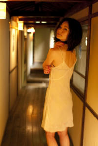 遠山景織子 グラビア画像!透明感あふれる美しさが魅力!