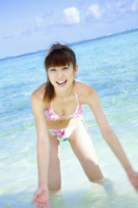 中村知世 ビキニ画像!若い頃のかわいさと美ボディがたまらない!