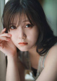 伊藤理々杏(乃木坂46)最新グラビア画像
